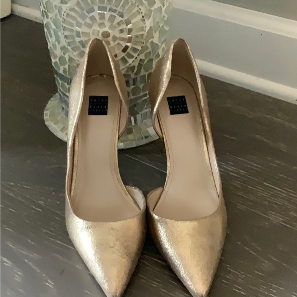 WHBM gold pumps. Size 8